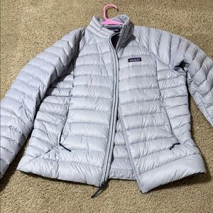 Patagonia Women's Light Gray Puffer Jacket
